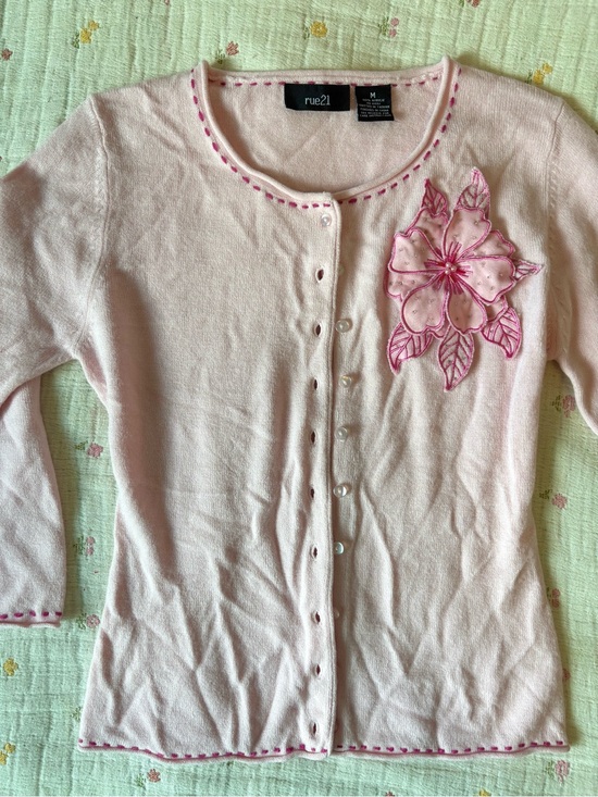 Rue21 Sweaters - Gorgeous Vintage Pink Embroidered Flower Cardigan